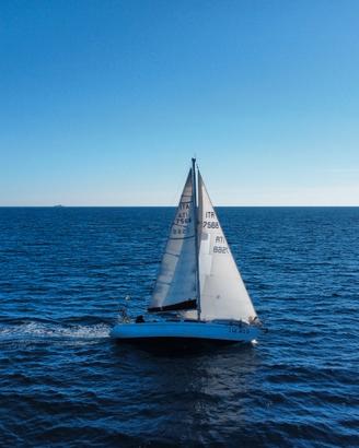 Barca a vela 10 Metri Motore Yanmar entrobordo 