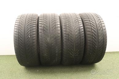 Gomme Goodyear Ultragrip 245 45 18 inverno