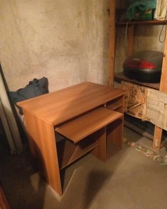 mobiletto porta pc