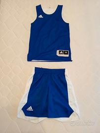 Completino Sportivo Adidas Taglia.SX (7-8 Anni)