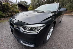 BMW 320d Touring Business Advantage