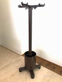 Appendiabiti Olivetti Synthesis di Ettore Sottsass