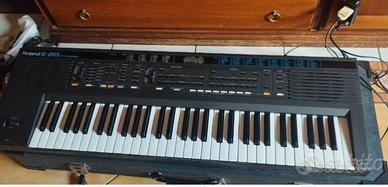 Tastiera Roland E20 sensibile al tocco MIDI 