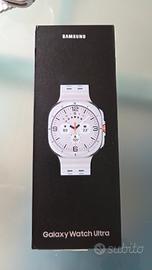 Samsung Galaxy Watch Ultra + accessori 