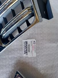 Griglie paraurti anteriore Mitsubishi L200