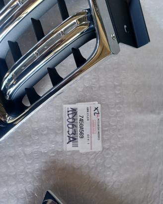 Griglie paraurti anteriore Mitsubishi L200