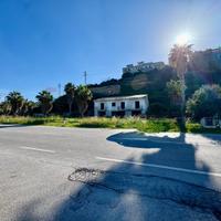 Locale Commerciale - Campofelice di Roccella