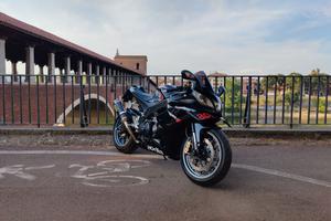 Aprilia RSV4