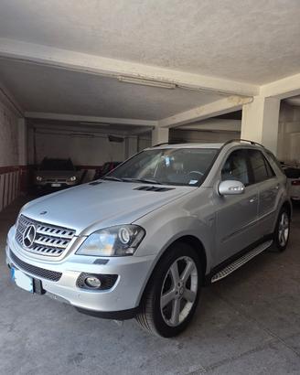 Mercedes ML 320 