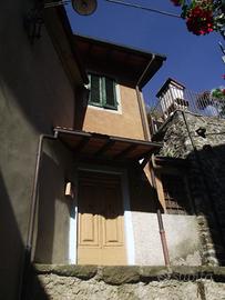 Casa in un tranquillo paese