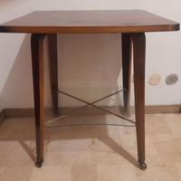 Tavolino vintage in legno e vetro con ruote