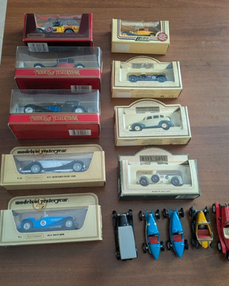 Lotto 10+ Modellini Auto Epoca - Matchbox & Lledo