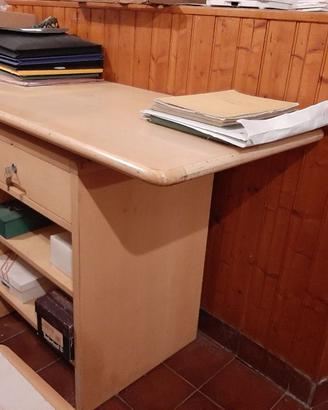 Mobile Zanotta in legno chiaro - olmo