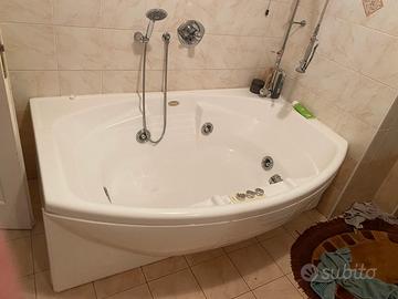 Vasca idromassaggio, jacuzzi