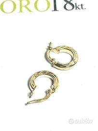 Orecchini a cerchio in oro 18 kt