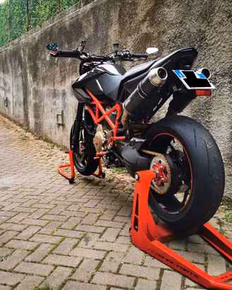 Ducati Hypermotard 1100 evo sp