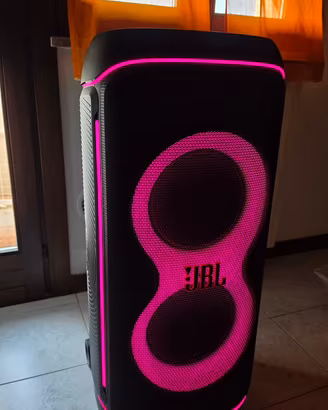 JBL PARTYBOX 720 – BATTERIE ORIGINALI COME NUOVA