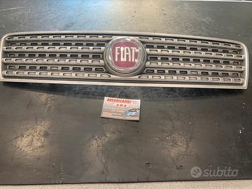 Griglia cofano Fiat Punto fanalone