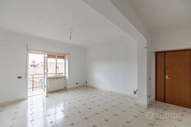 Appartamento di 119 m² con 4 locali e box auto dop