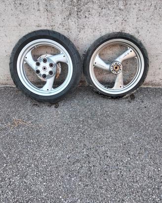 Coppia cerchi Ducati Monster e Supersport 600/750