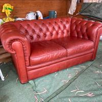 Divano chesterfield