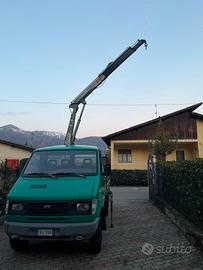 Daewoo dublin con gru 