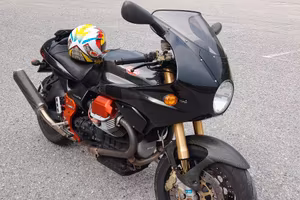 guzzi v11 nero corsa