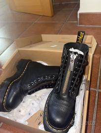Stivali Dr. Martens in pelle pieno fiore EU40