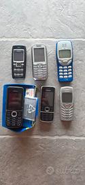 Vecchi telefoni Nokia - rotti
