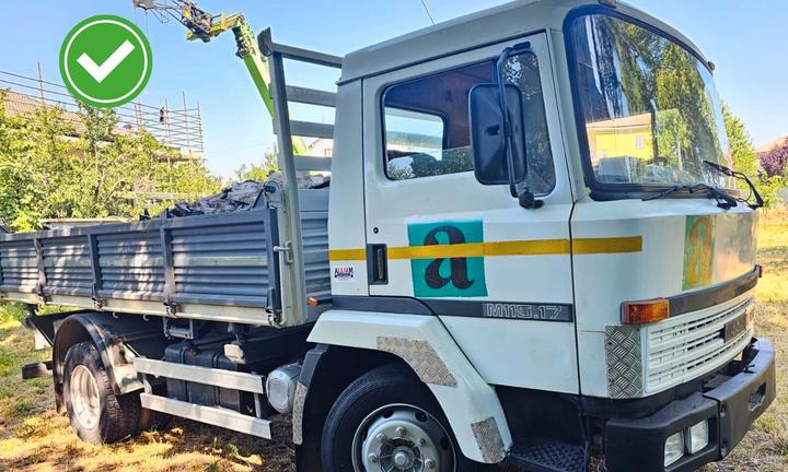 Nissan M115.17 Ribaltabile Trilaterale