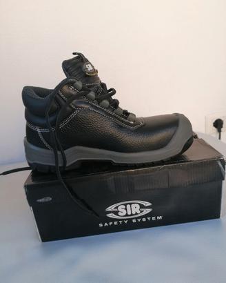 Scarpa antinfortunistica