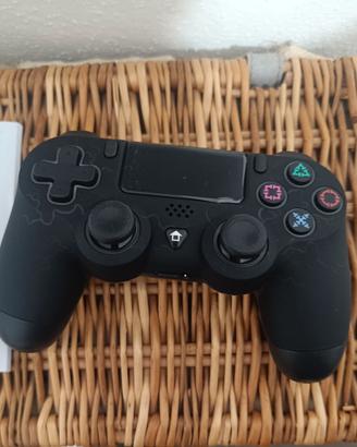 Controller PS4 e PC con Design accattivante 