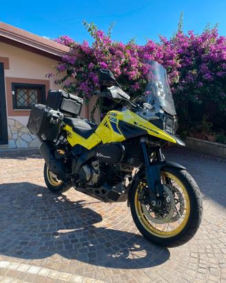 Suzuki v strom 1050 xt pro super accessoriata