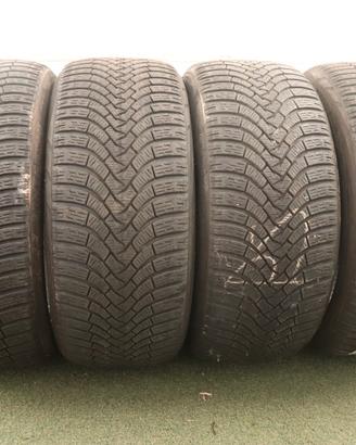 Gomme Falken Eurowinter 225 40 18 inverno