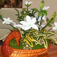 Centro tavola  cestino di cigno 