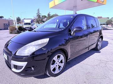 Renault Scenic Scénic X-Mod 1.6 GPL Dynamique