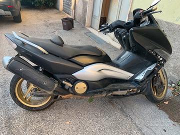 Yamaha t-max 500