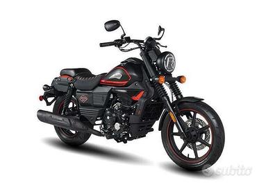 UM MOTORCYCLES ITALIA Renegade Vegas 125 Renegade