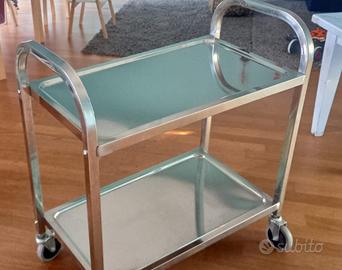 Carrello in acciaio
