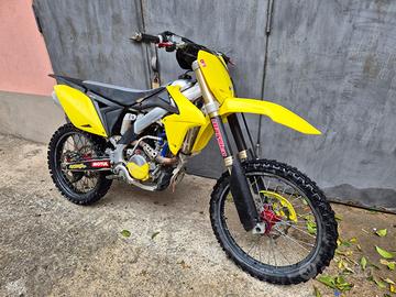 Suzuki RMZ 250