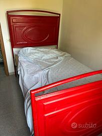 Letto singolo in ferro antico