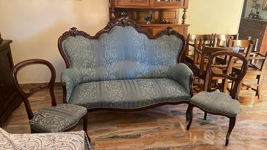 Set divano e due poltroncine