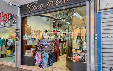LOCALE COMMERCIALE IN CENTRO A PINARELLA
