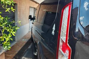 FORD TOURNEO CUSTOM 2022