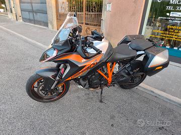 ktm 1290 superduke gt 