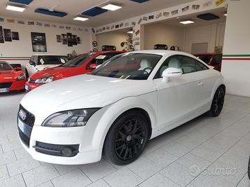 Audi TT Coupé 2.0 TDI QUATTRO