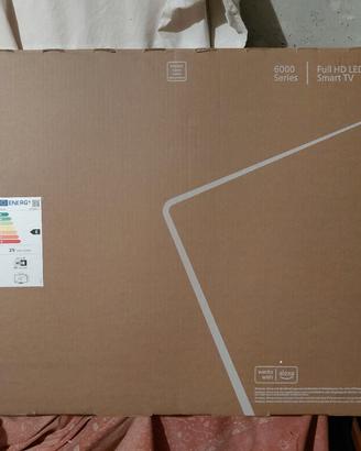 TV Philips series 6000 32" NUOVA