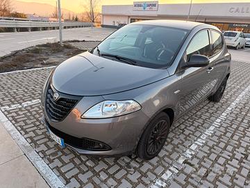 Lancia ypsilon 1.2 benzina euro6