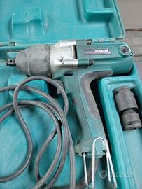 avvitatore ad impulsi Makita usato 