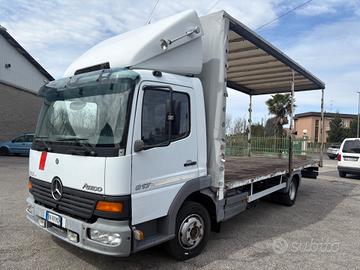Mercedes Benz Atego 817